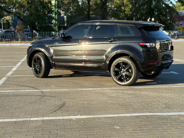 Land Rover Range Rover Evoque - фото 1