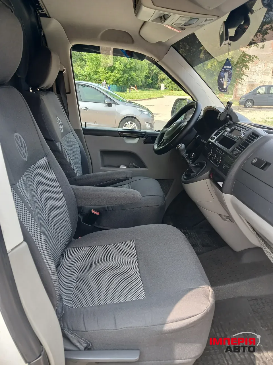 Volkswagen Transporter - фото 3