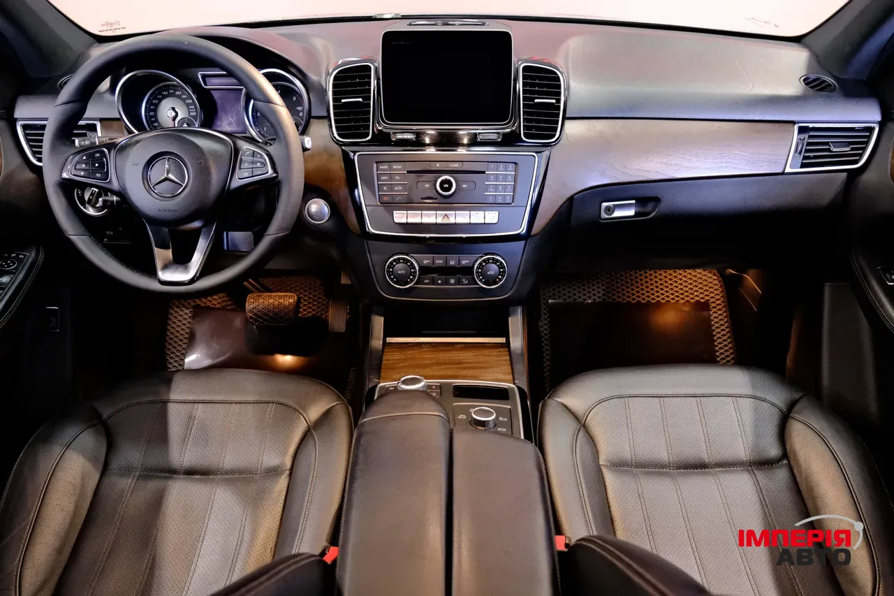 Mercedes-Benz GLE - фото 7