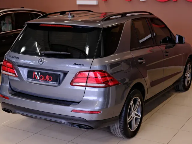 Mercedes-Benz GLE - фото 5