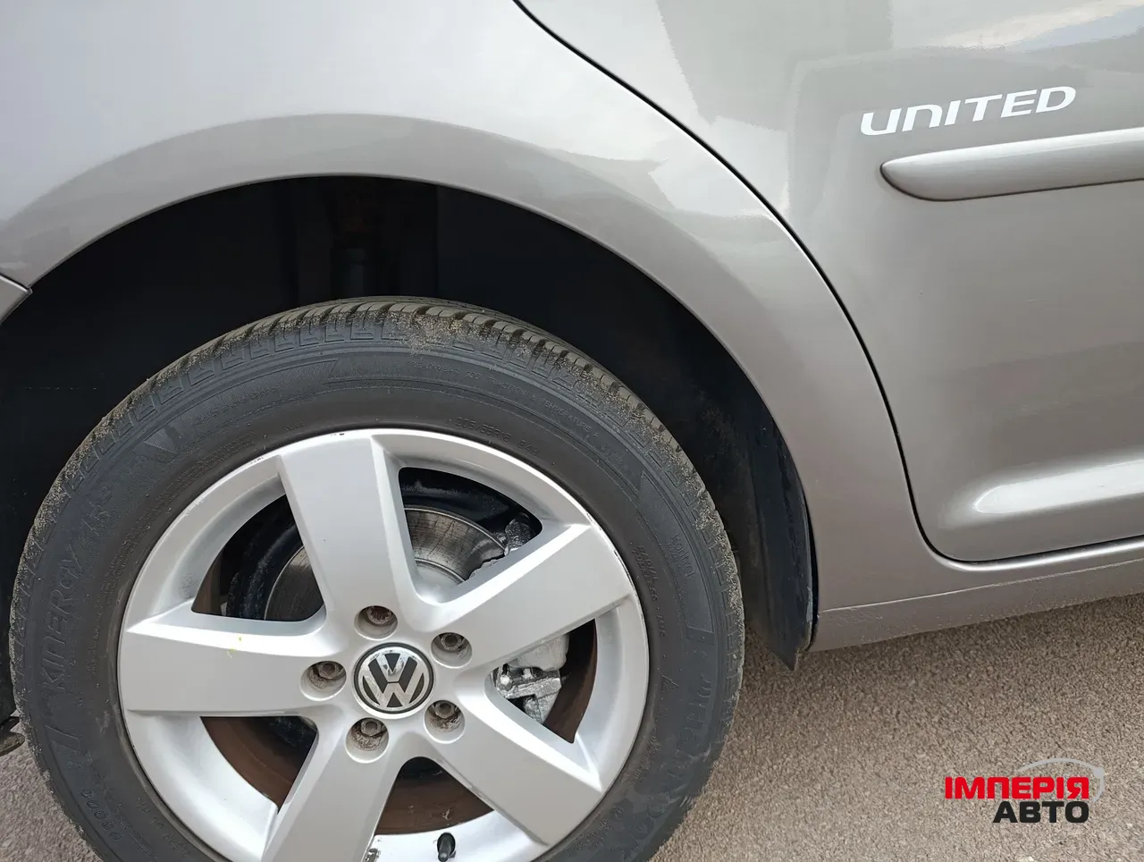 Volkswagen Touran - фото 40