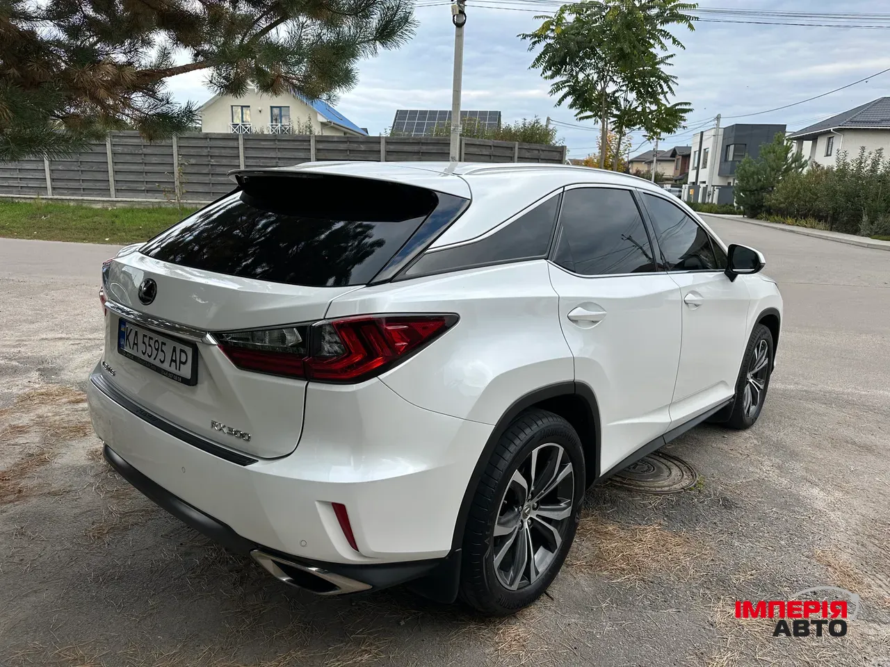 Lexus RX - фото 9