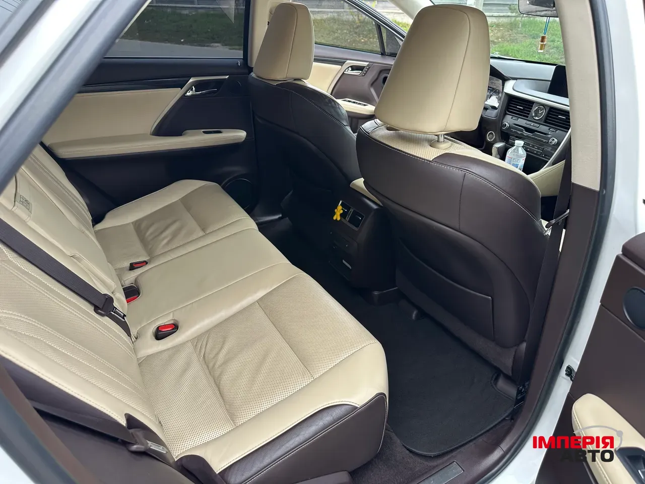 Lexus RX - фото 16