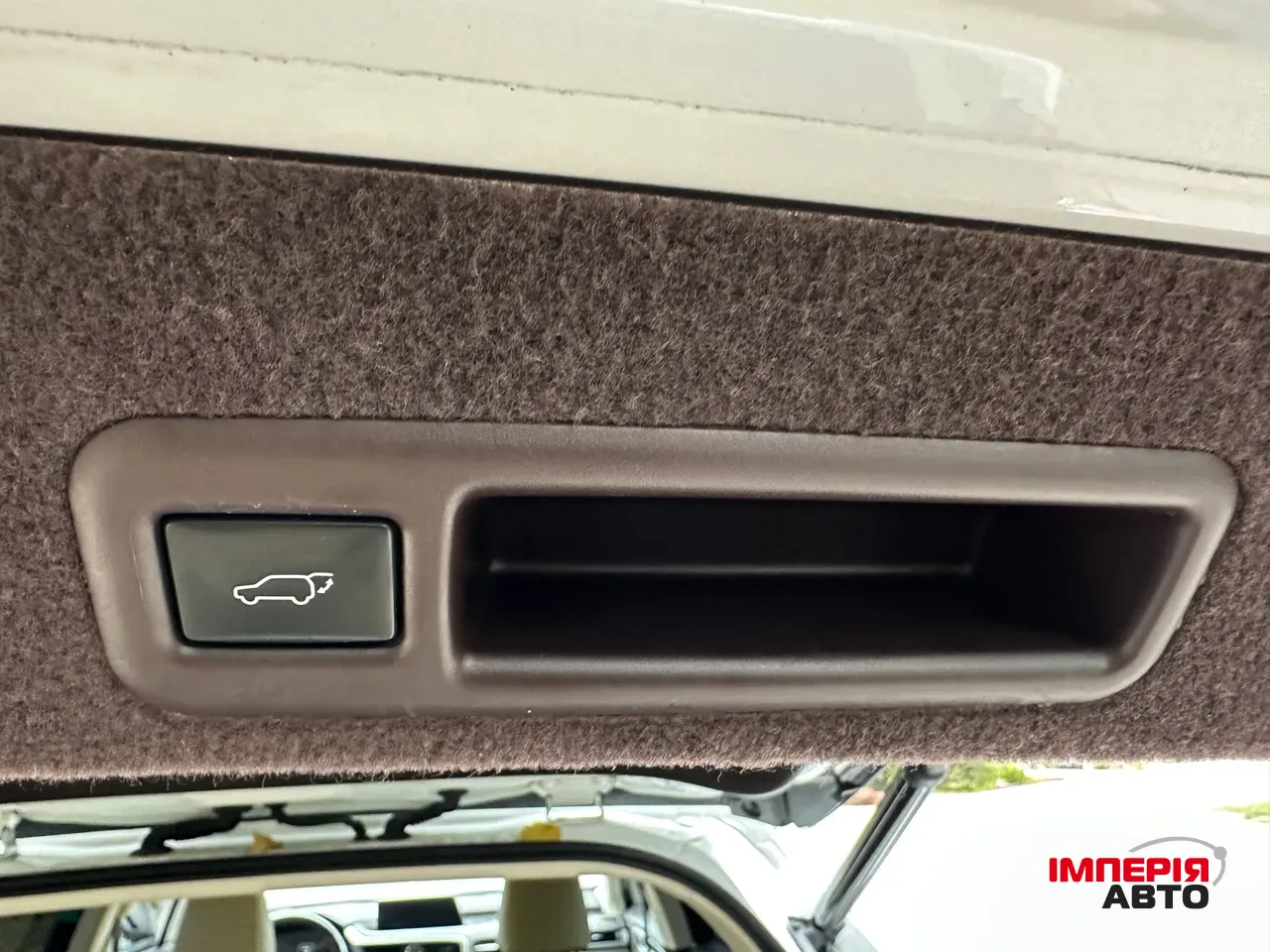 Lexus RX - фото 10