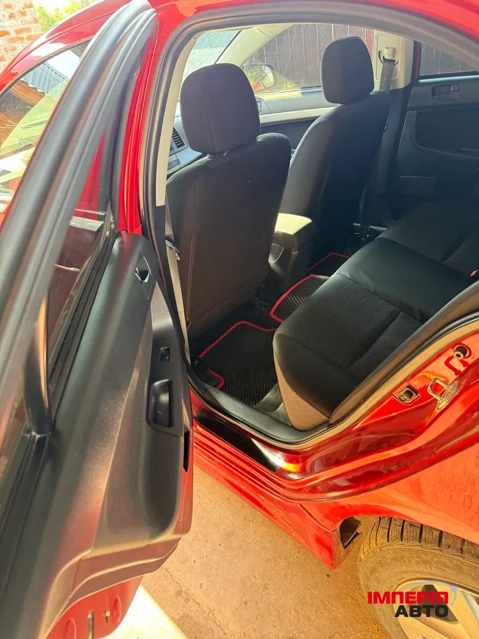 Mitsubishi Lancer - фото 5