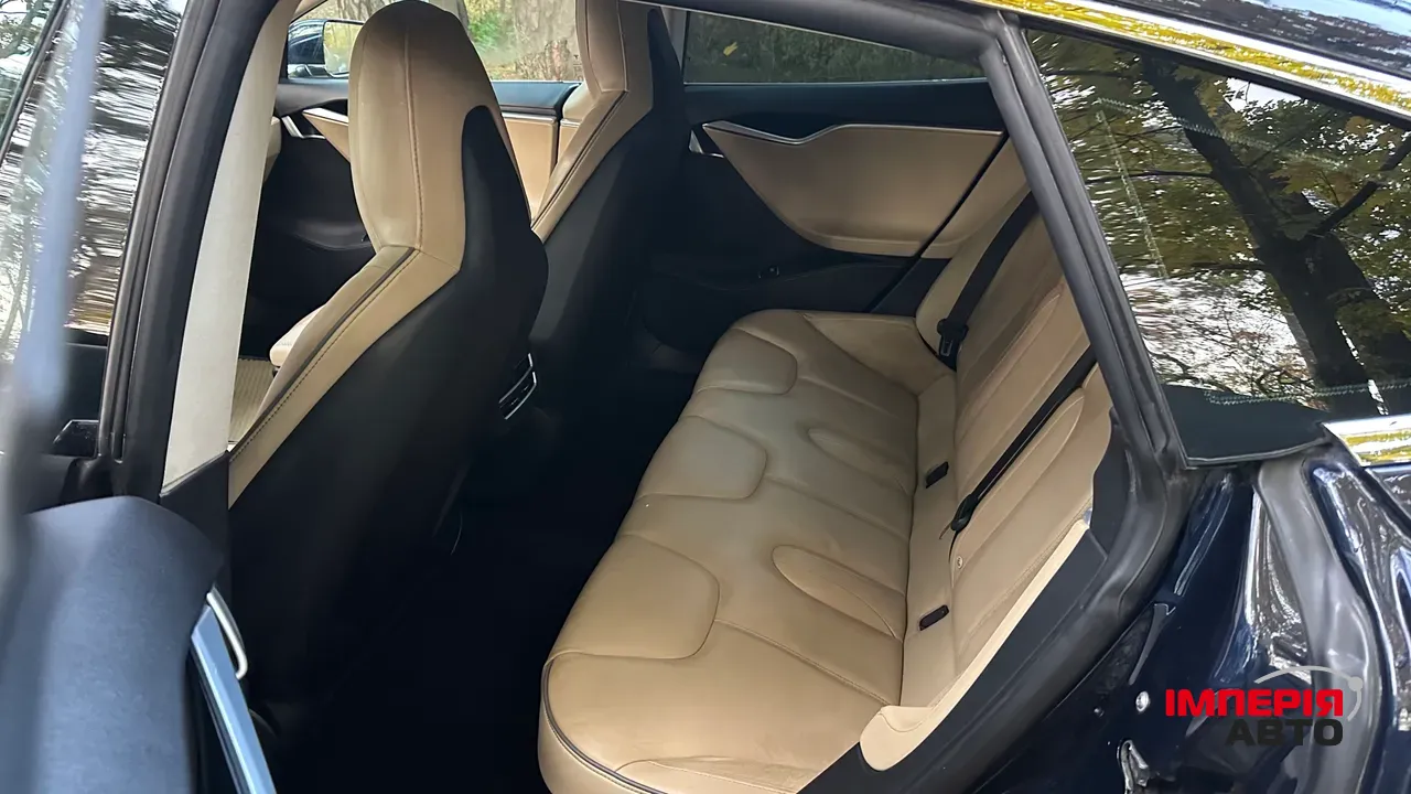 Tesla Model S - фото 5