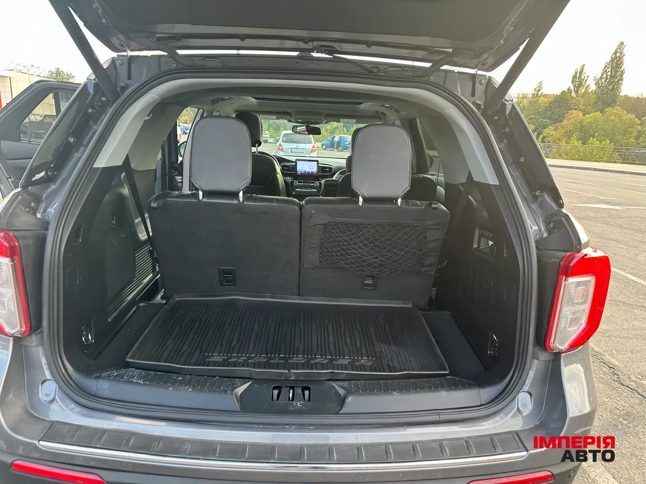 Ford Explorer - фото 10