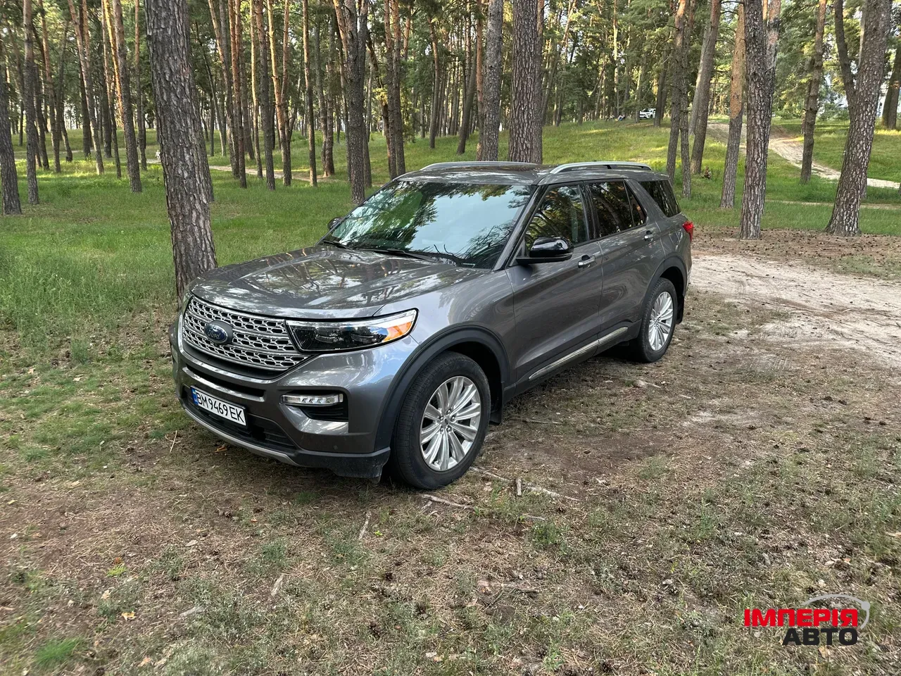 Ford Explorer - фото 1