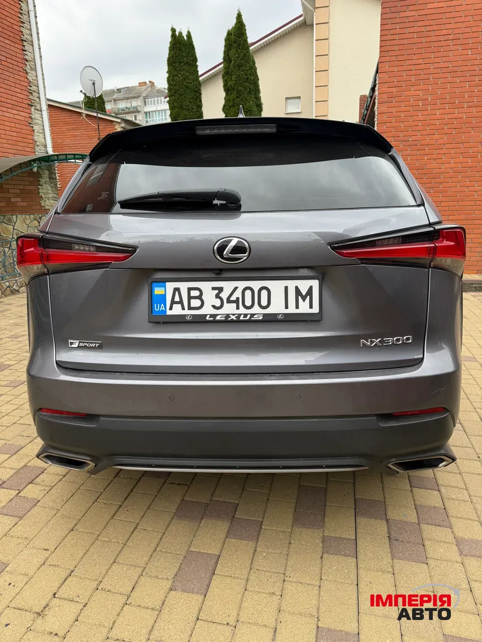 Lexus NX - фото 4