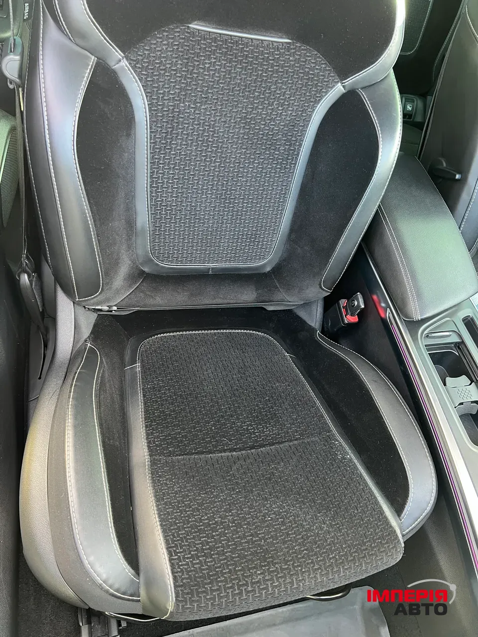 Renault Megane - фото 23