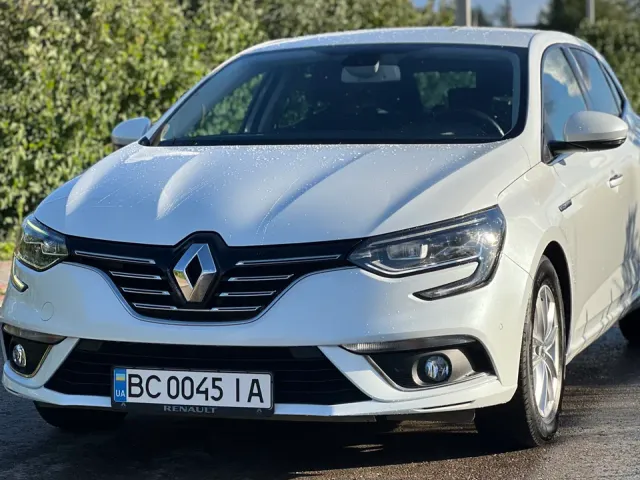 Renault Megane - фото 3