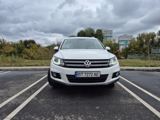 Volkswagen Tiguan - фото 1