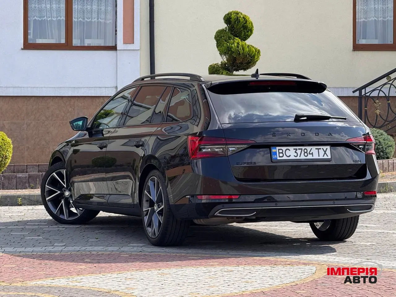 Skoda Superb - фото 4