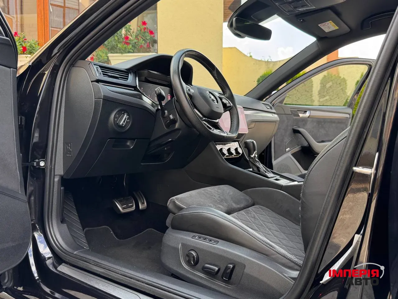 Skoda Superb - фото 6