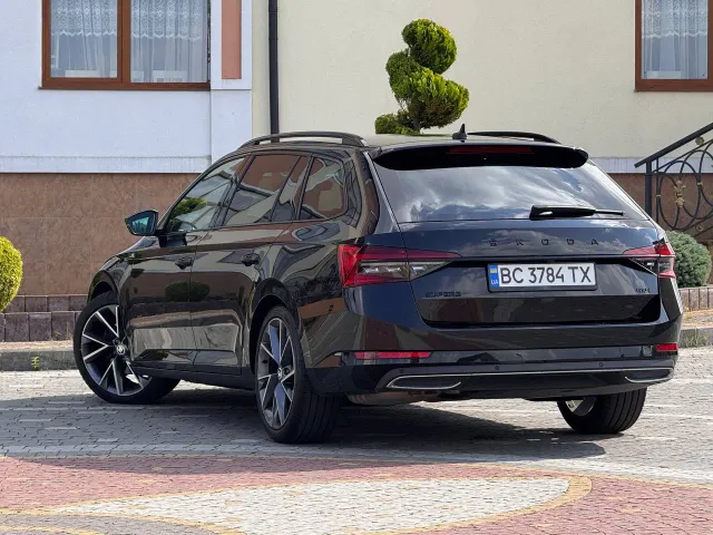 Skoda Superb - фото 4