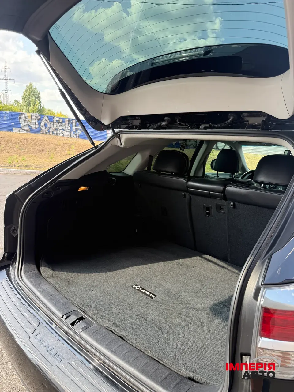 Lexus RX - фото 7