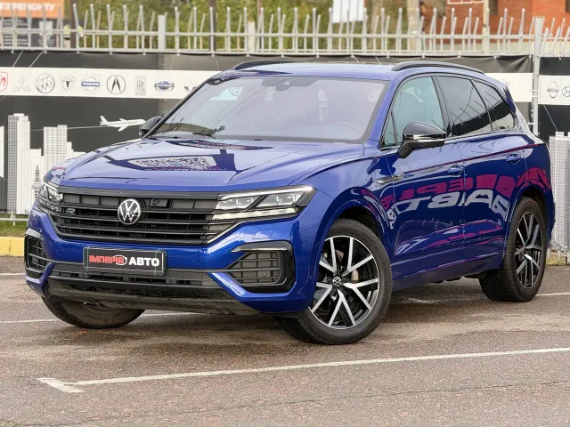 Volkswagen Touareg - фото 2