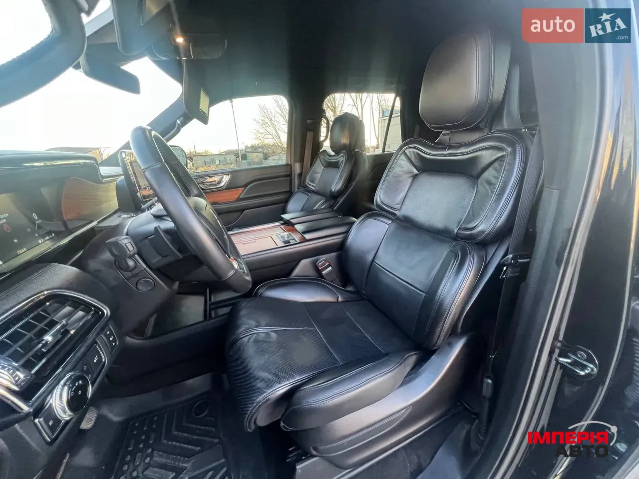 Lincoln Navigator - фото 16