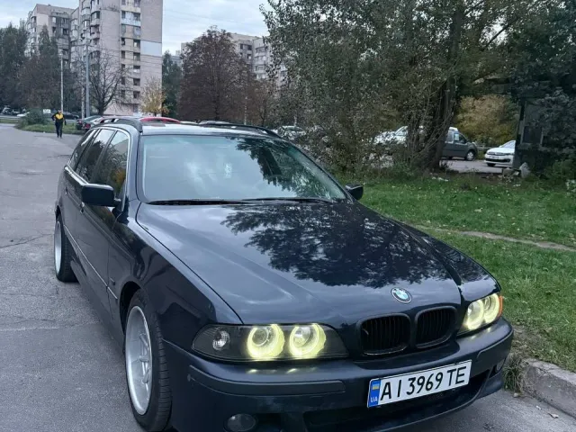 BMW 5 серії - фото 4