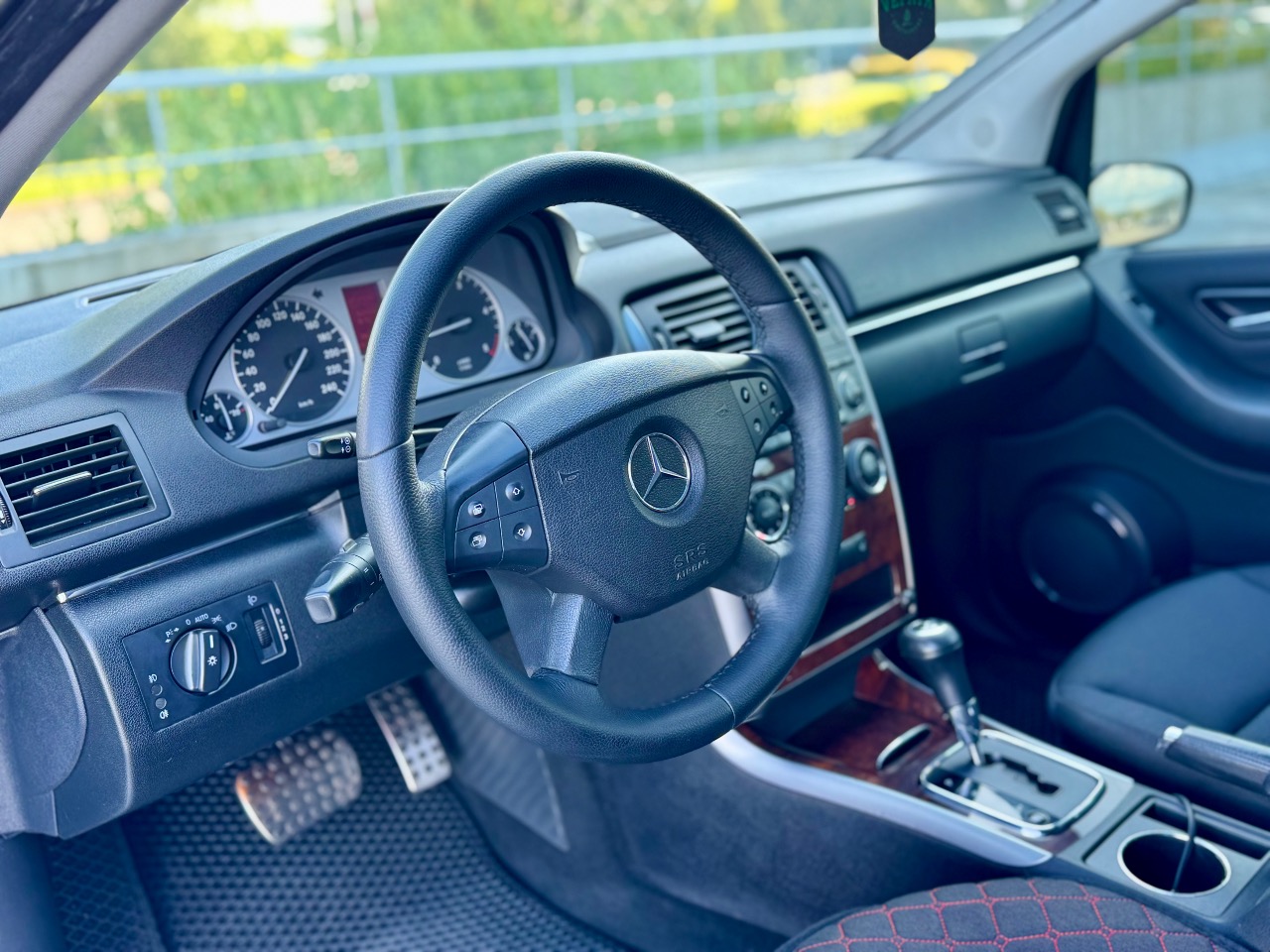 Mercedes-Benz B-Класс - зображення 4