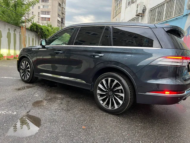 Lincoln Aviator - фото 3