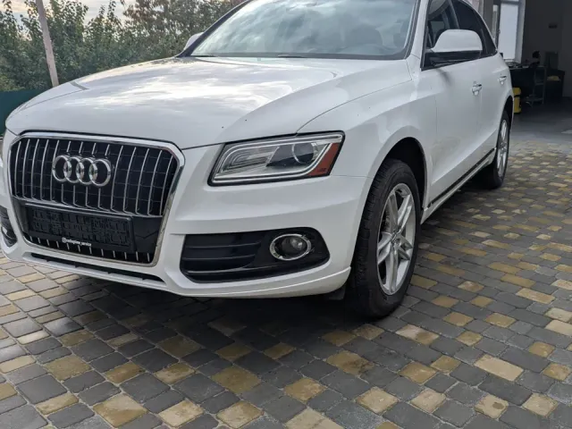 Audi Q5 - фото 1