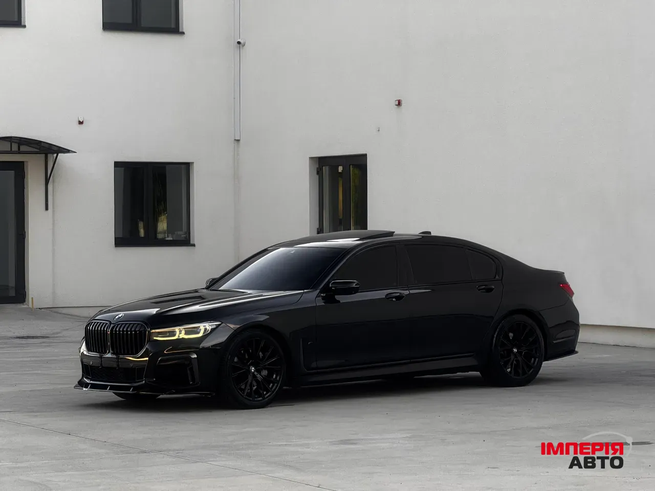 BMW 7 серії - фото 4