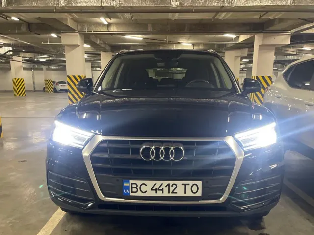 Audi Q5 - фото 3