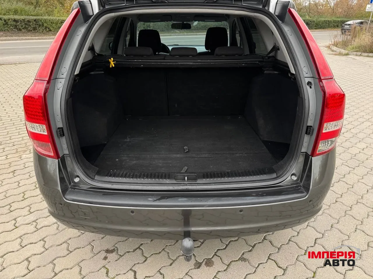 Kia Ceed - фото 13