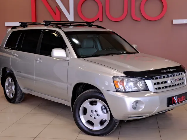 Toyota Highlander - фото 4