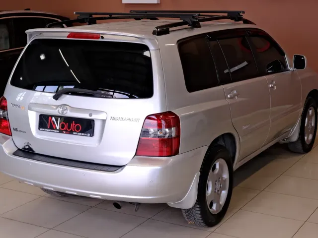 Toyota Highlander - фото 5