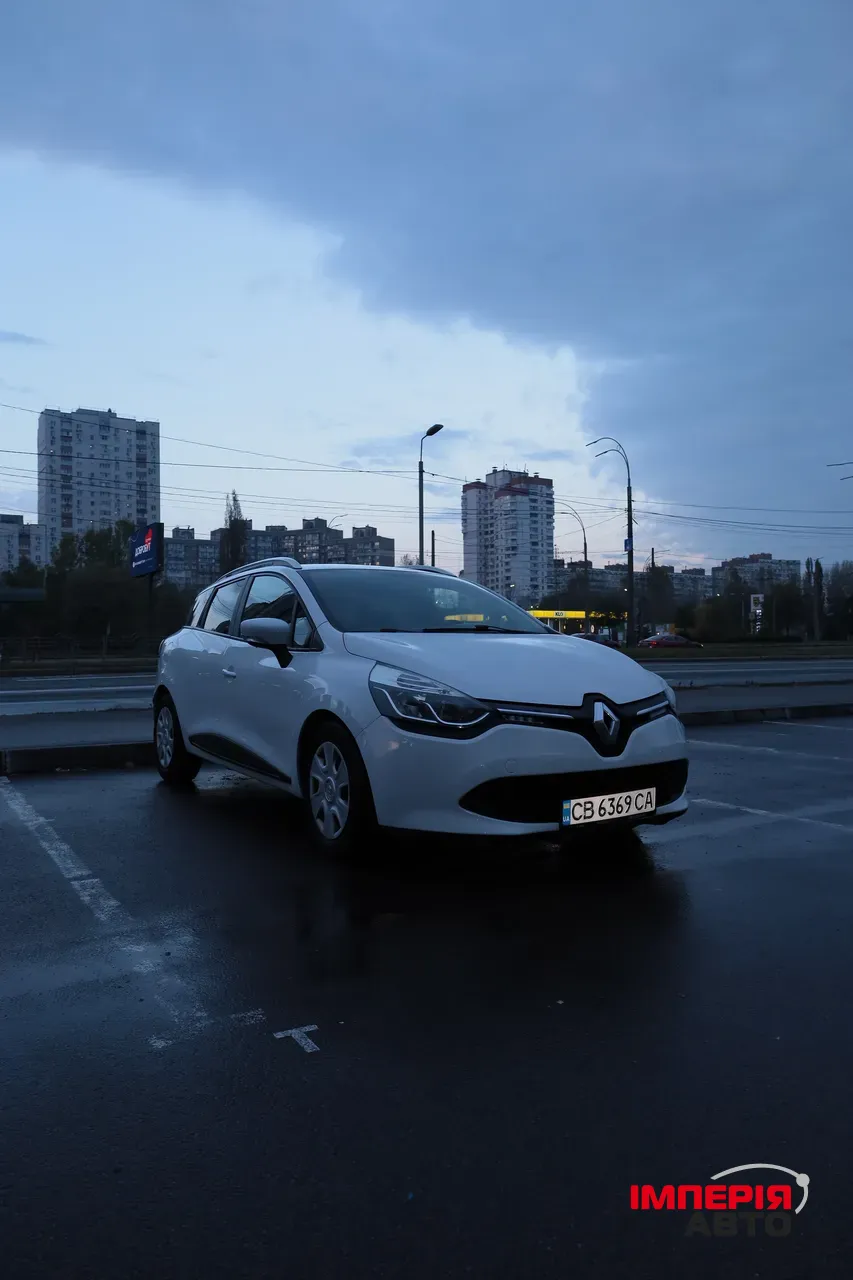 Renault Clio - фото 1