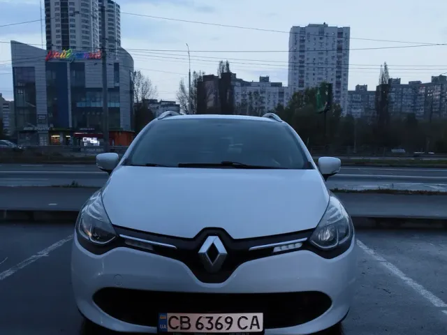 Renault Clio - фото 5