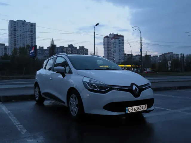 Renault Clio - фото 2