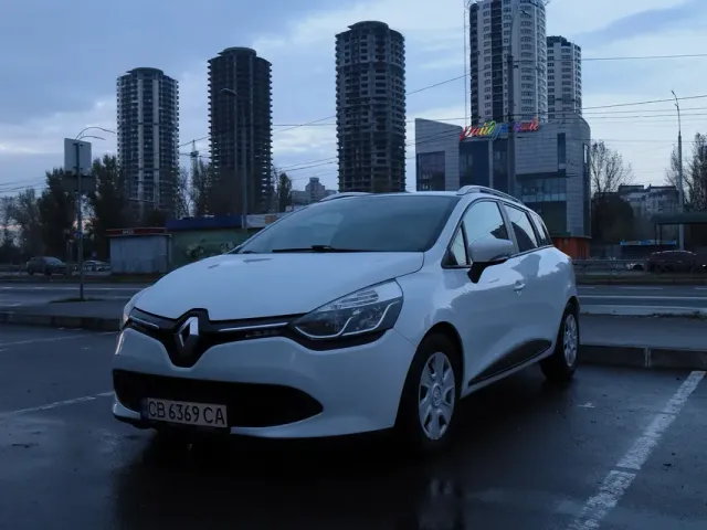 Renault Clio - фото 1