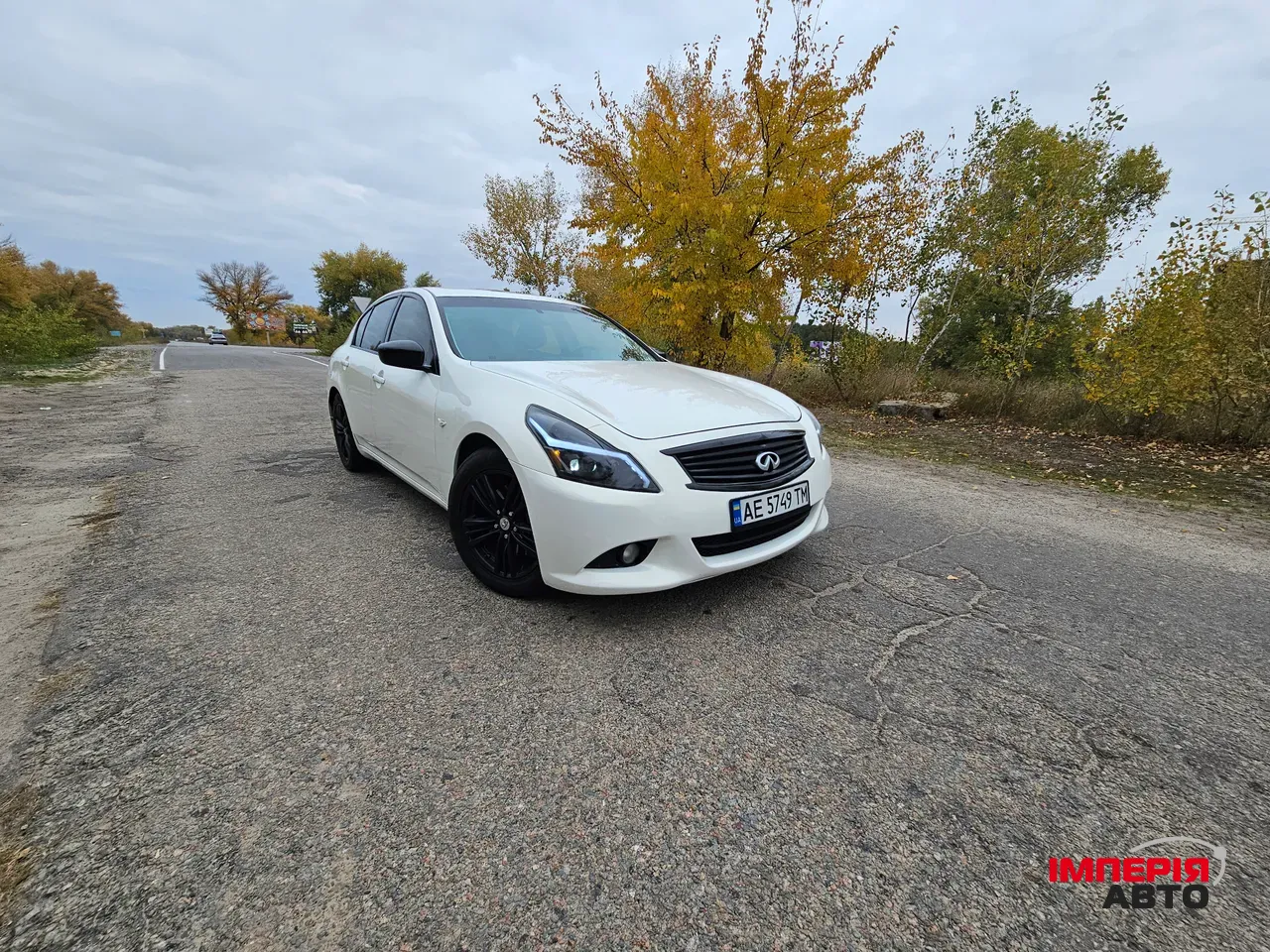 Infiniti G - фото 1