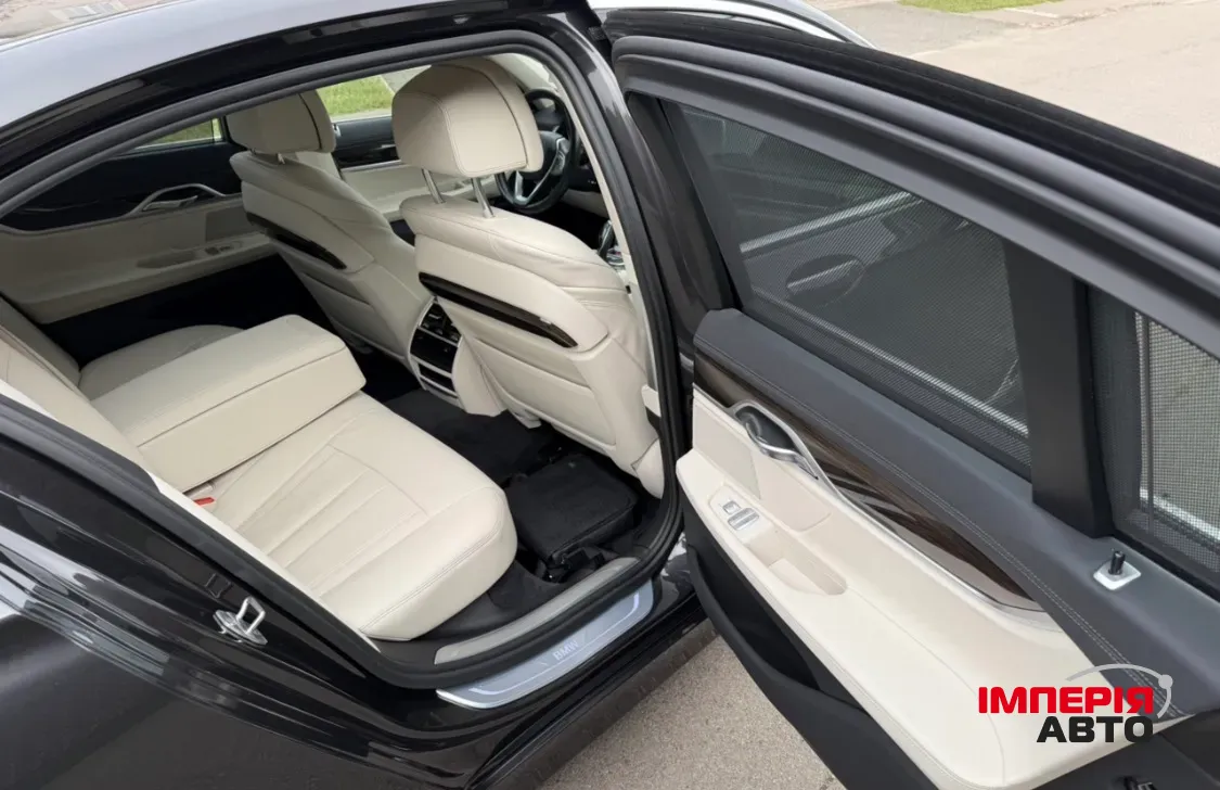 BMW 7 серії - фото 19