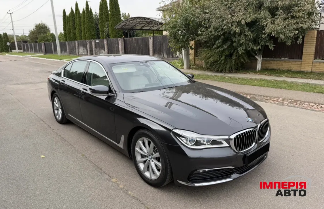 BMW 7 серії - фото 2