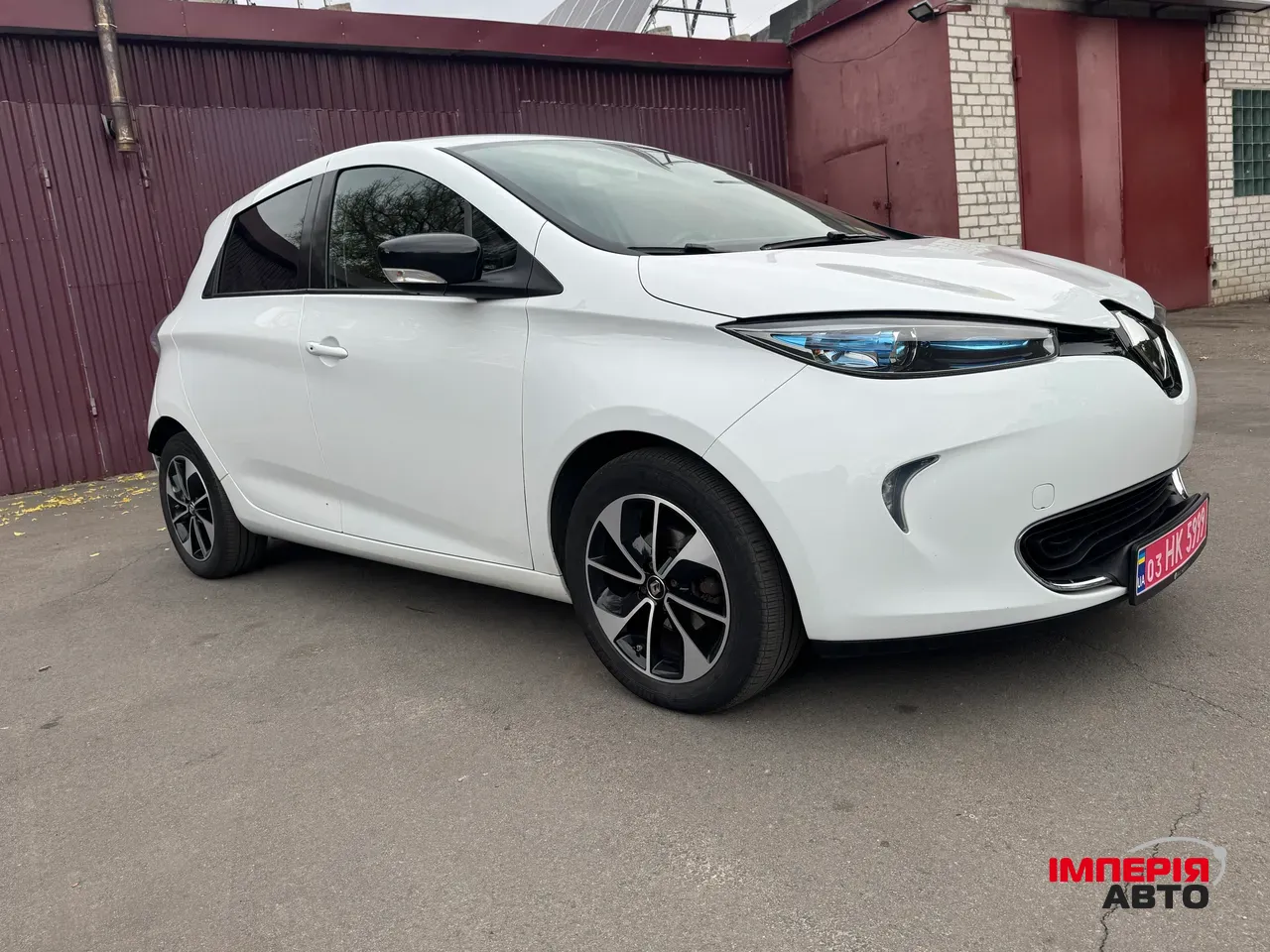 Renault ZOE - фото 1