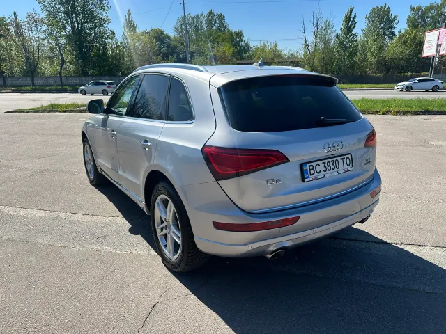 Audi Q5 - фото 3