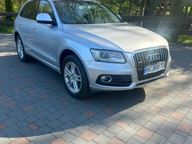 Audi Q5 - фото 1