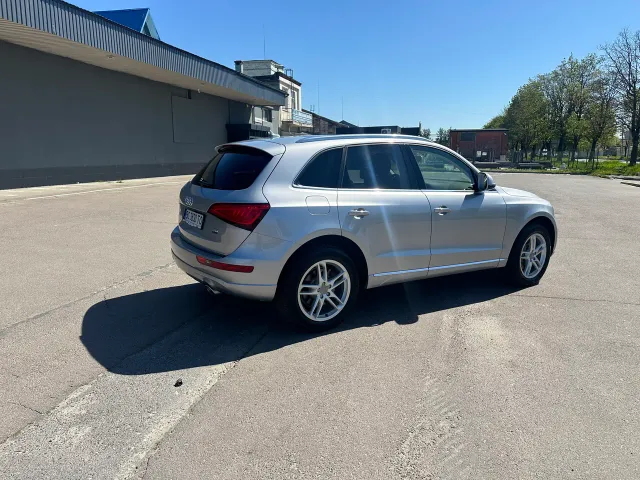 Audi Q5 - фото 5