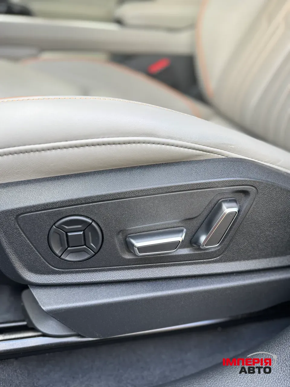 Audi e-tron - фото 19