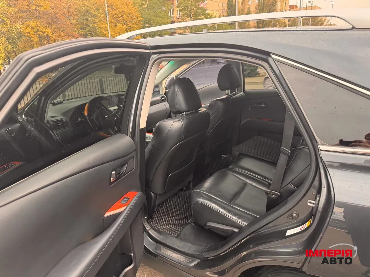 Lexus RX - фото 15