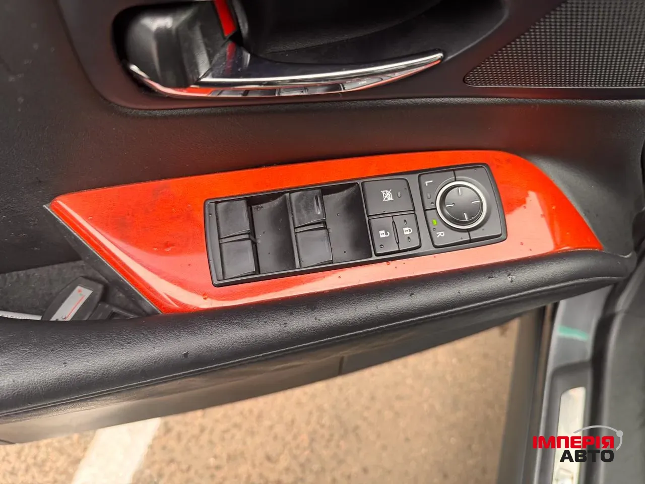 Lexus RX - фото 12