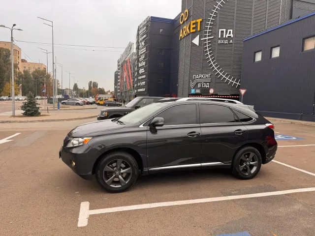 Lexus RX - фото 1