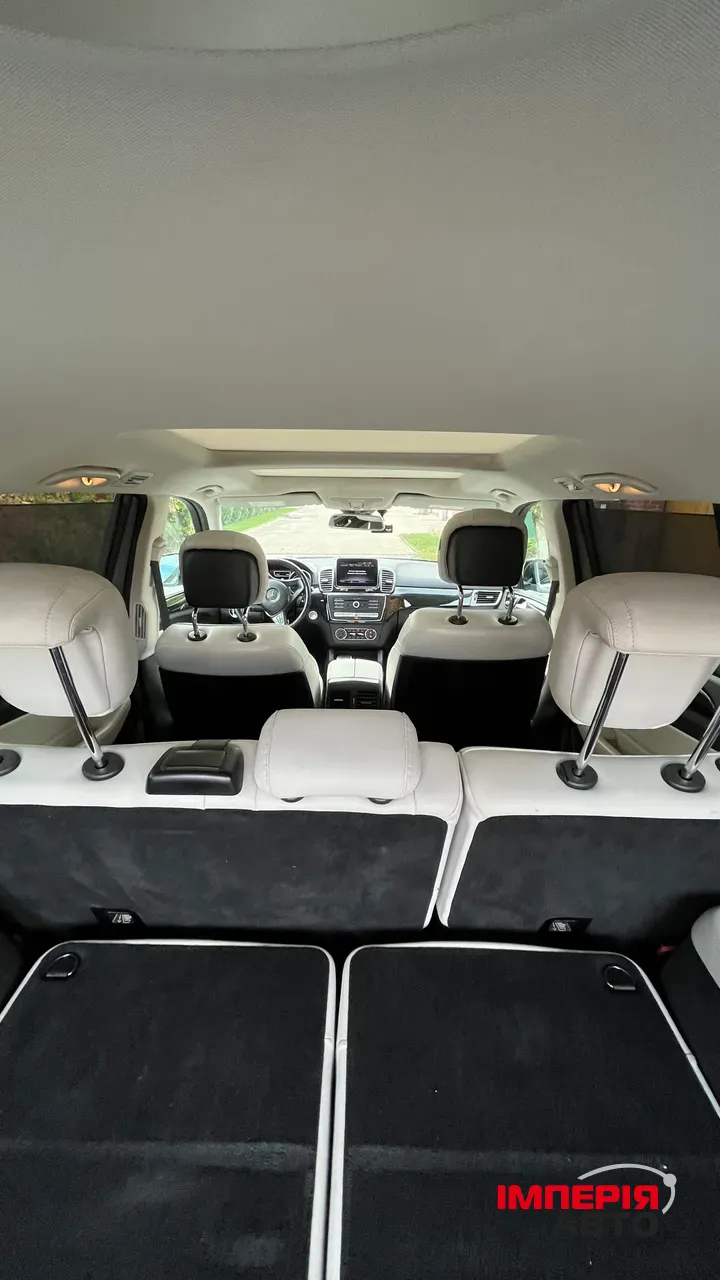 Mercedes-Benz GLS - фото 7