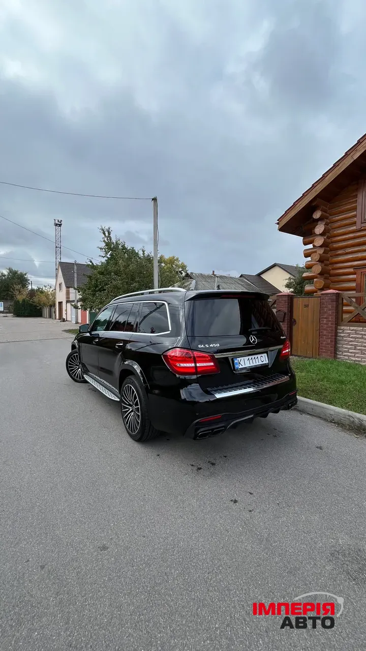 Mercedes-Benz GLS - фото 4