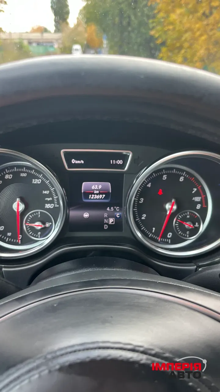 Mercedes-Benz GLS - фото 14