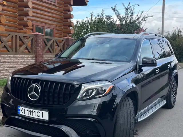 Mercedes-Benz GLS - фото 1